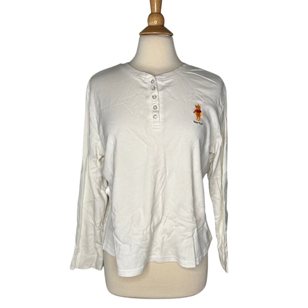 Vintage Disney Store Embroidered Winnie the Pooh Adorable Long Sleeve Shirt PP8